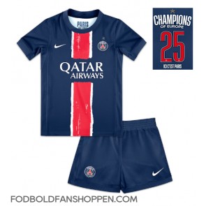 Paris Saint-Germain Hjemmebanetrøje Børn 2024-25 UCL Champions Kortærmet (+ Korte bukser)